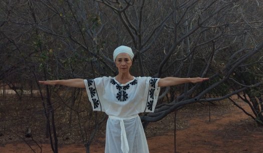 A prática dos Movimentos-Gurdjieff, como arte e ciência objetiva, integra a tradição deixada por Gurdjieff, faz-se indispensável no „trabalho sob si mesmo“. A vivência destes movimentos meditativos acordam no nosso corpo um novo estado de presença para manter-se mais centrado e capaz de observar dentro e fora de si com maior clareza. Isto tem uma valiosa importancia neste momento da nossa vida contemporânea. A prática dos Movimentos-Gurdjieff, como arte e ciência objetiva, integra a tradição deixada por Gurdjieff, faz-se indispensável no „trabalho sob si mesmo“. A vivência destes movimentos meditativos acordam no nosso corpo um novo estado de presença para manter-se mais centrado e capaz de observar dentro e fora de si com maior clareza. Isto tem uma valiosa importancia neste momento da nossa vida contemporânea.